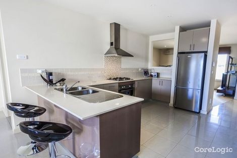 Property photo of 28B Mission Hills Way Craigieburn VIC 3064