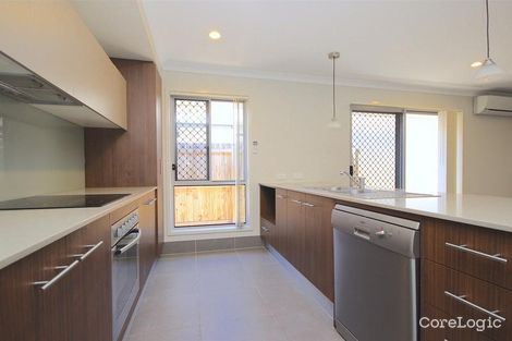 Property photo of 60 Sovereign Drive Deebing Heights QLD 4306