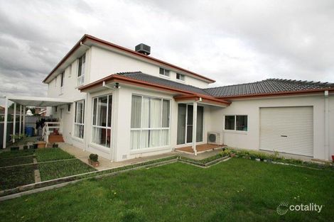 Property photo of 126 Hinrichsen Drive Hallam VIC 3803