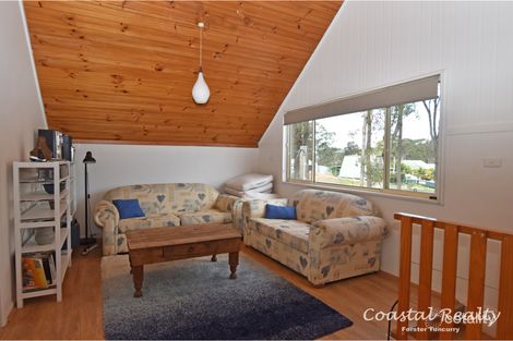 Property photo of 14 Yallambee Street Coomba Park NSW 2428