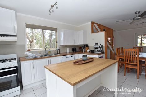 Property photo of 14 Yallambee Street Coomba Park NSW 2428