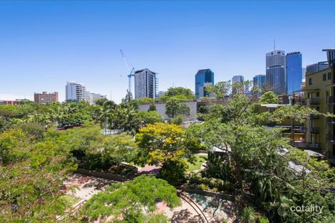Property photo of 109/15 Goodwin Street Kangaroo Point QLD 4169