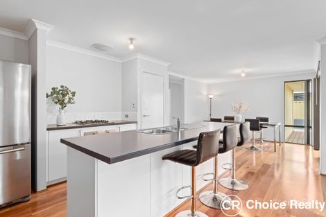 Property photo of 8 Goldfinch Bend Harrisdale WA 6112
