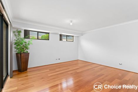 Property photo of 8 Goldfinch Bend Harrisdale WA 6112