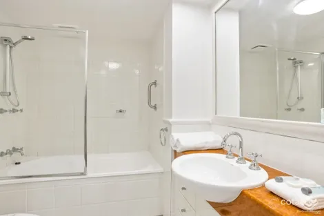 Property photo of 220 The Esplanade Burleigh Heads QLD 4220