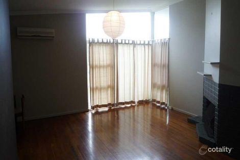 18 Sawle Rd, Hamilton Hill, WA 6163