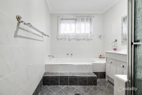 Property photo of 88 Leichhardt Street Ruse NSW 2560