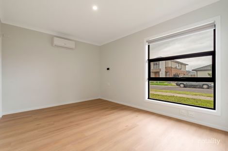 Property photo of 23 Numbat Drive Beveridge VIC 3753