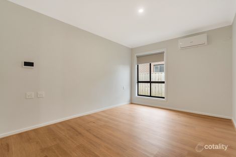 Property photo of 23 Numbat Drive Beveridge VIC 3753