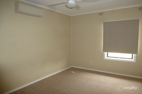 Property photo of 8 Melrose Avenue Clare SA 5453