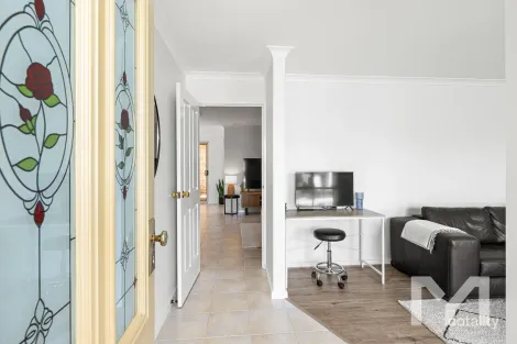 Property photo of 21 Sumich Gardens Coogee WA 6166