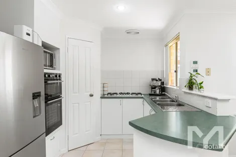 Property photo of 21 Sumich Gardens Coogee WA 6166