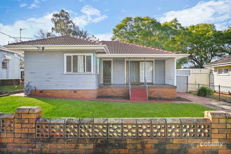 17 Bristol St, Newtown, QLD 4350