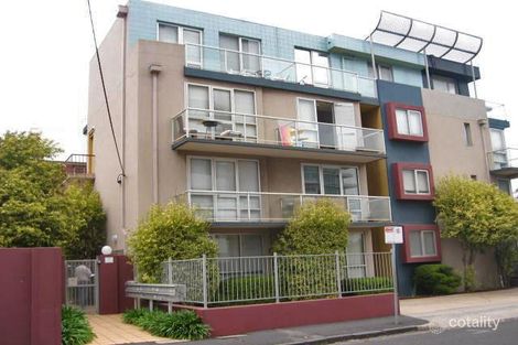 Property photo of 16/4 Alfred Square St Kilda VIC 3182