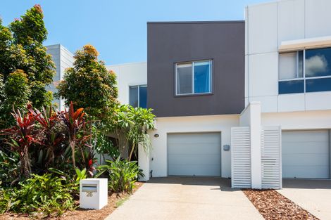 26 North Quay Cct, Hope Island, QLD 4212
