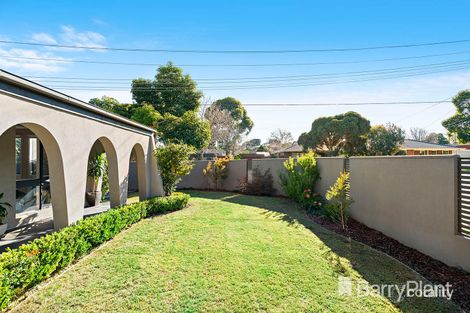 Property photo of 9 Toorak Drive Dingley Village VIC 3172