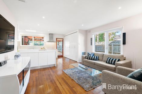 Property photo of 9 Toorak Drive Dingley Village VIC 3172