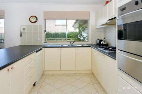 Property photo of 16 Brampton Drive Beaumont Hills NSW 2155