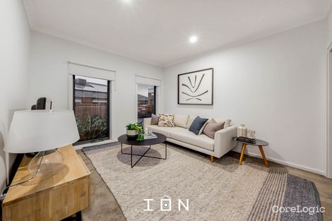 Property photo of 2/37 Tobin Way Lyndhurst VIC 3975