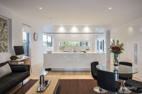 Property photo of 9 Thomas Street Auchenflower QLD 4066