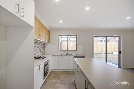 Property photo of 16 Volare Way Leopold VIC 3224