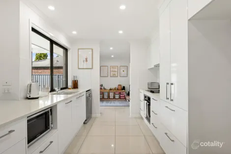 Property photo of 28 Karawatha Drive Mountain Creek QLD 4557