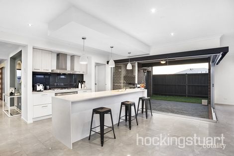 Property photo of 8 Longford Crescent Weir Views VIC 3338