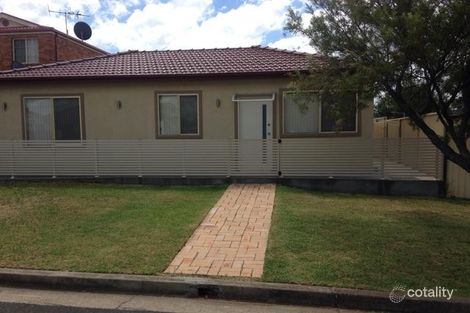 28 Ivy St, Greenacre, NSW 2190