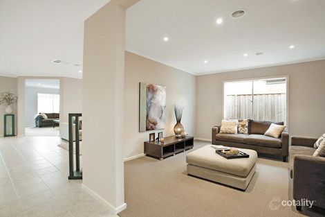 Property photo of 14 Alpini Parade Sunshine West VIC 3020