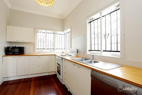 Property photo of 17 Percival Terrace Holland Park QLD 4121