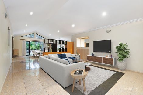 Property photo of 8 Hamilton Close Forest Lake QLD 4078