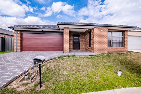 Property photo of 17 Connewara Crescent Clyde North VIC 3978