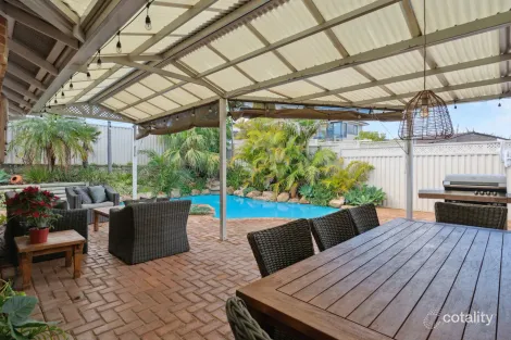 Property photo of 18 Truslove Way Duncraig WA 6023