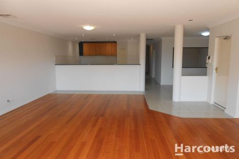 Property photo of 3/205 Lakeside Drive Joondalup WA 6027