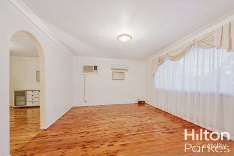 Property photo of 15 Kyleanne Place Dean Park NSW 2761
