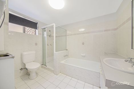 Property photo of 4/115 Central Avenue Indooroopilly QLD 4068