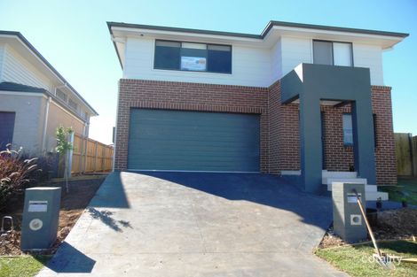 16 Mcguire Cres, Bardia, NSW 2565