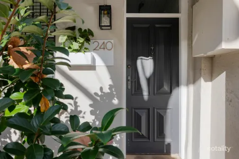 Property photo of 240 Mitchell Road Alexandria NSW 2015