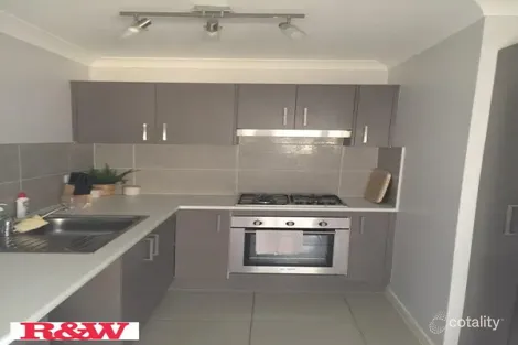 Property photo of 8A Williamson Street Oran Park NSW 2570