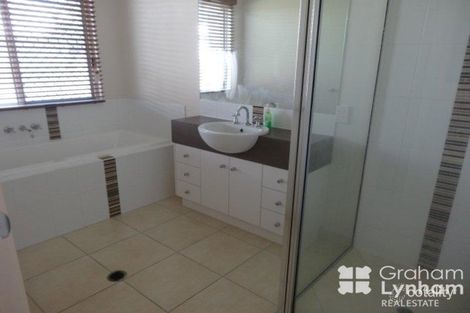 Property photo of 5 Yarra Crescent Kelso QLD 4815