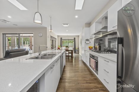 Property photo of 5 Fellows Place Maiden Gully VIC 3551