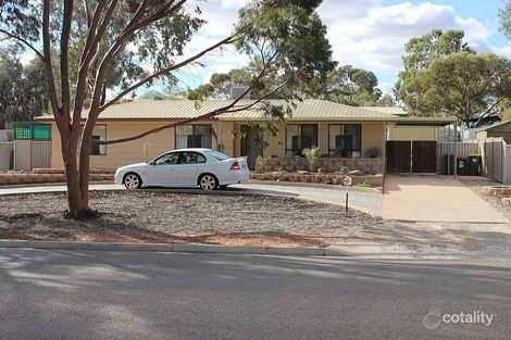 27 Pioneer Dr, Roxby Downs, SA 5725