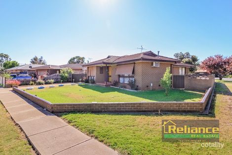 Property photo of 1 Devon Place Melton West VIC 3337