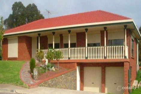 3 Omeo Cl, Hallett Cove, SA 5158