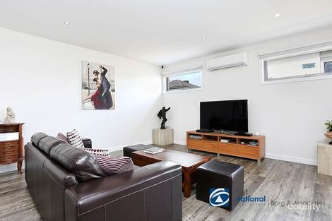 Property photo of 9 Ledge Walk Keilor East VIC 3033