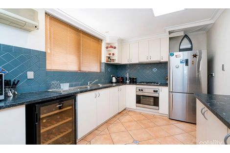 Property photo of 2 Coorong Place Kallaroo WA 6025