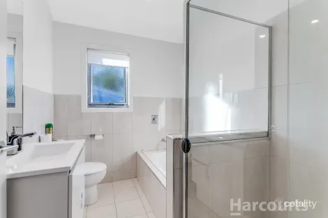 Property photo of 2/13-17 Caroline Street Woody Point QLD 4019