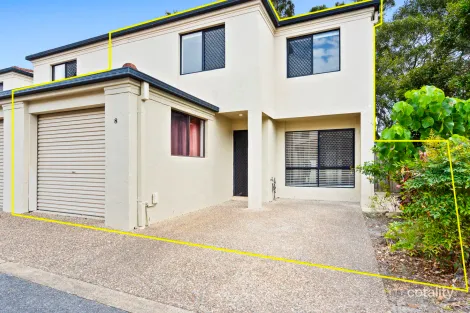 8/37-39 Harley St, Labrador, QLD 4215