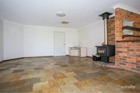 Property photo of 84 Fergusson Close West Swan WA 6055