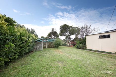 Property photo of 24 Pyalong Crescent Dallas VIC 3047